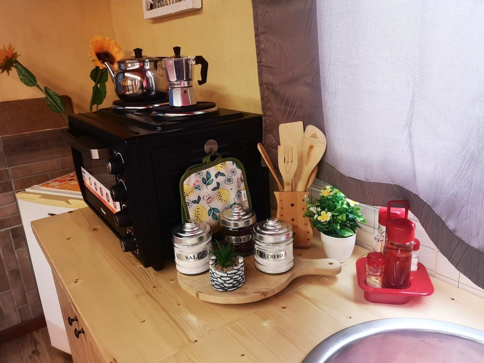 Villa Girasole 蒙泰罗尼迪莱切 外观 照片